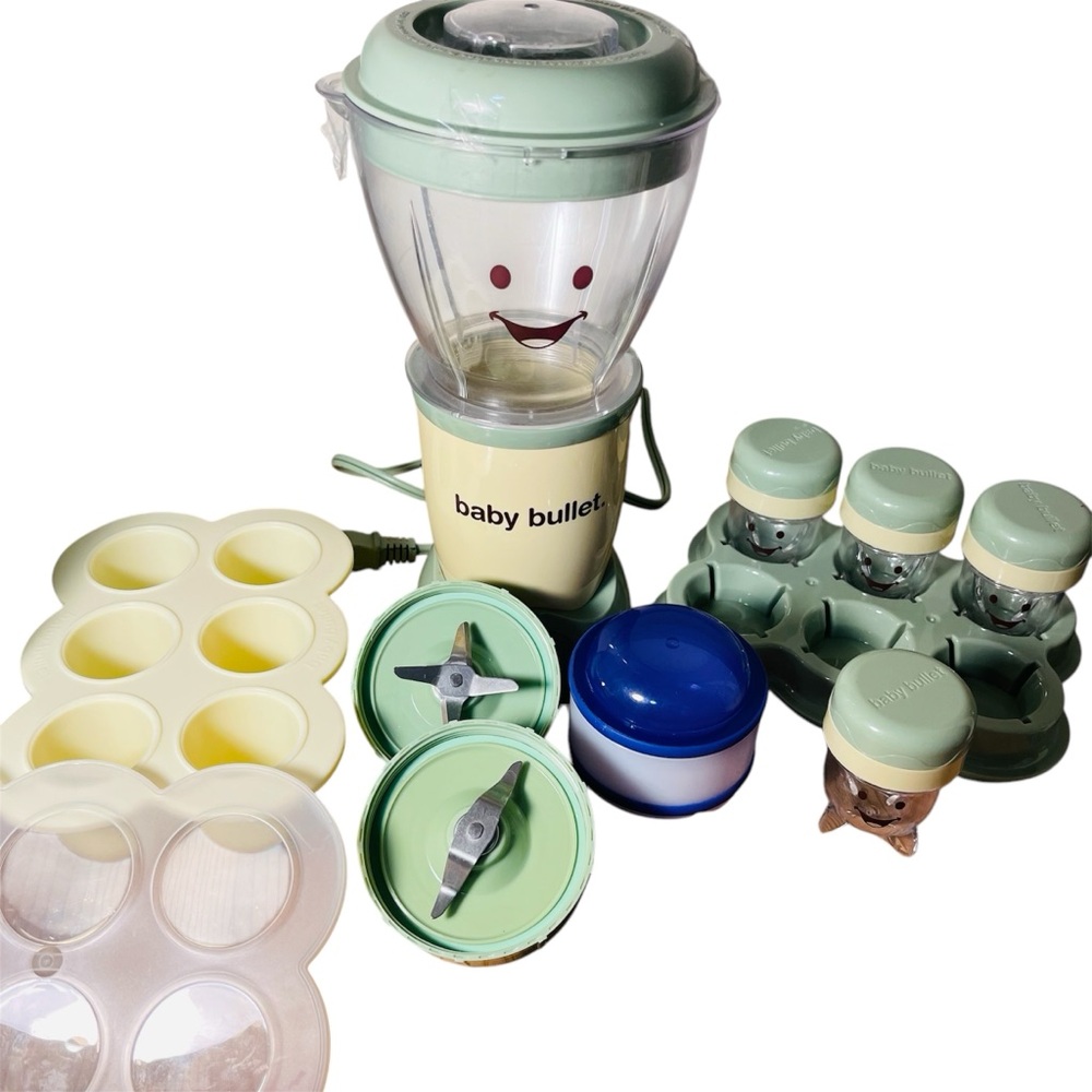 Food processor.  Baby Bullet
